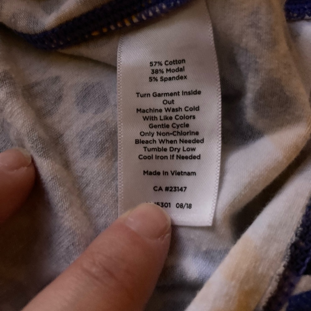 Blue/Yellow patterned top - Picture 4 of 4